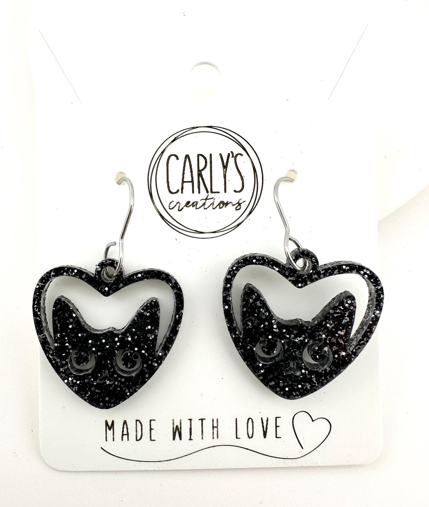 Black Glitter Cat Heart Acrylic Earrings – Lightweight Dangle Earrings for Cat Lovers & Halloween Style